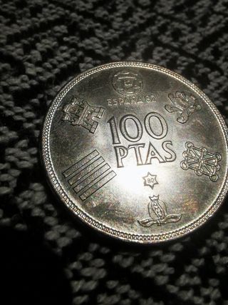 moneda mundial 82
