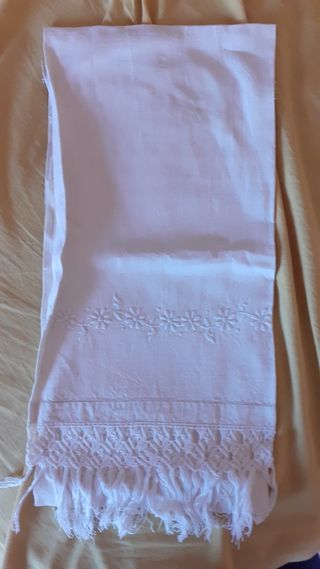 asciugamano in puro lino con frange