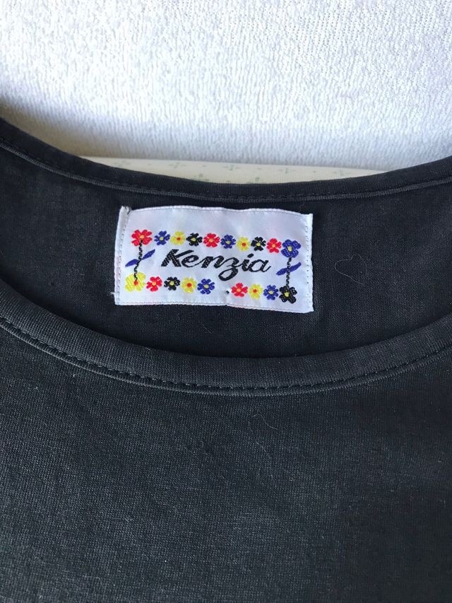 Canotta nera Kenzia dipinta a mano 