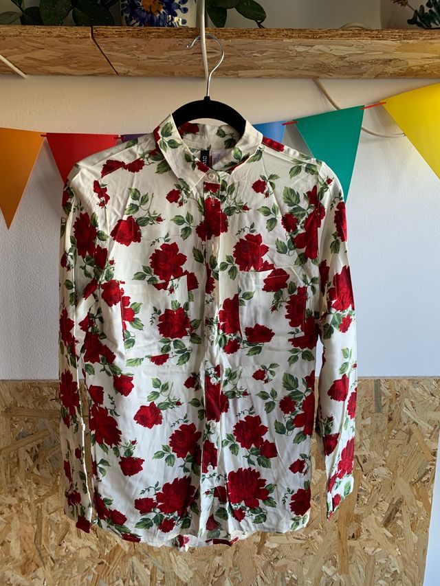 Camisa de flores
