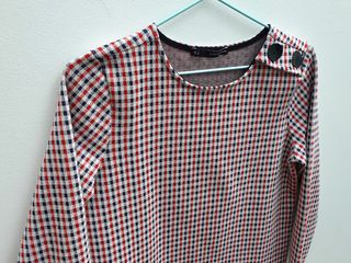 JERSEY CHICA SFERA TALLA S NUEVO BLANCO ROJO AZUL