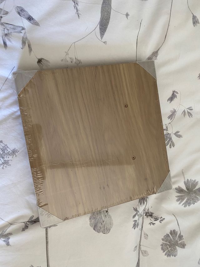 Estante fijación invisible nuevo