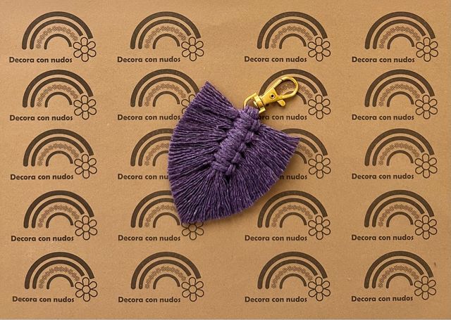 Adorno colgador macramé mirado