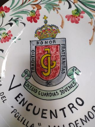 plato colegio guardias jovenes