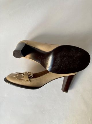 Zapato mocasín de tacón Bimba y Lola 