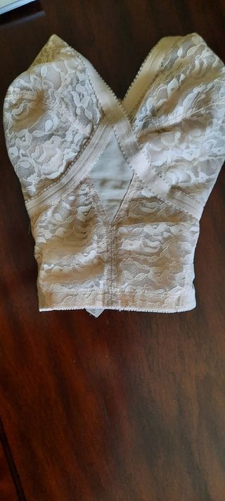 Faja entera Belcor y sujetador Playtex talla 105