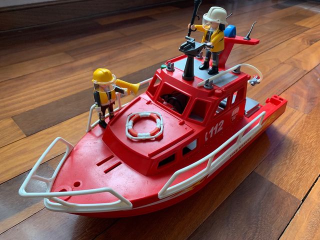 Barco rescate Playmovil