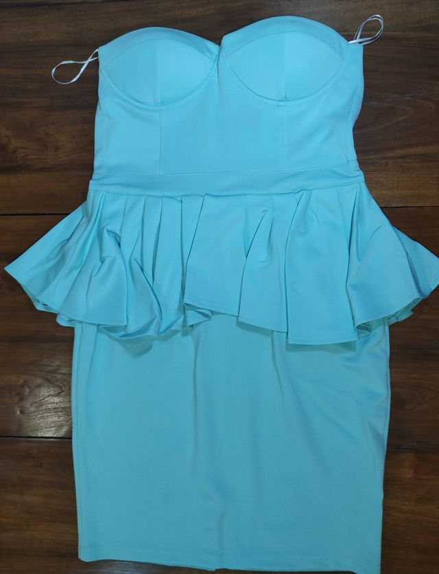 🩵 Vestido Rare London 🩵