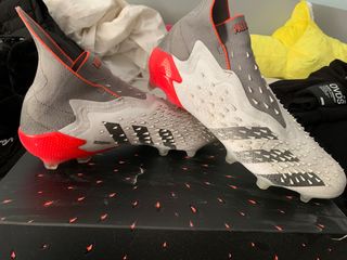 PREDATOR FREAK + FG