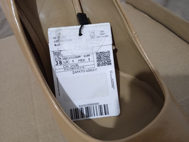 TACONES CREMA/MARRÓN SIN ESTRENAR