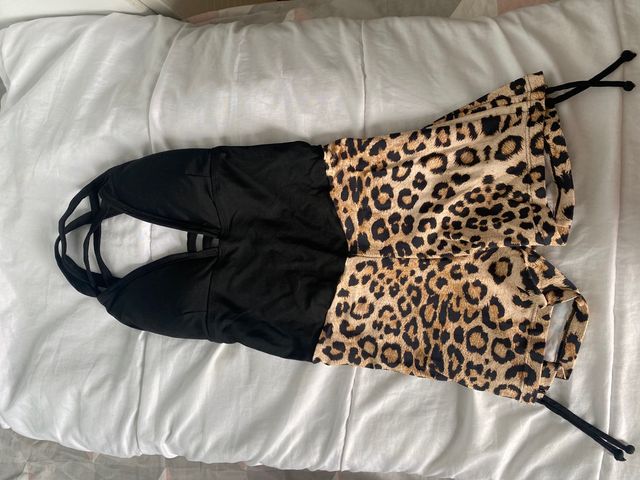 Mono deportivo sexy leopardo
