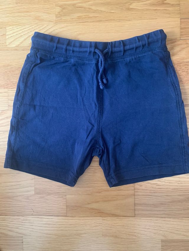 Pantalones cortos Zara, talla 5