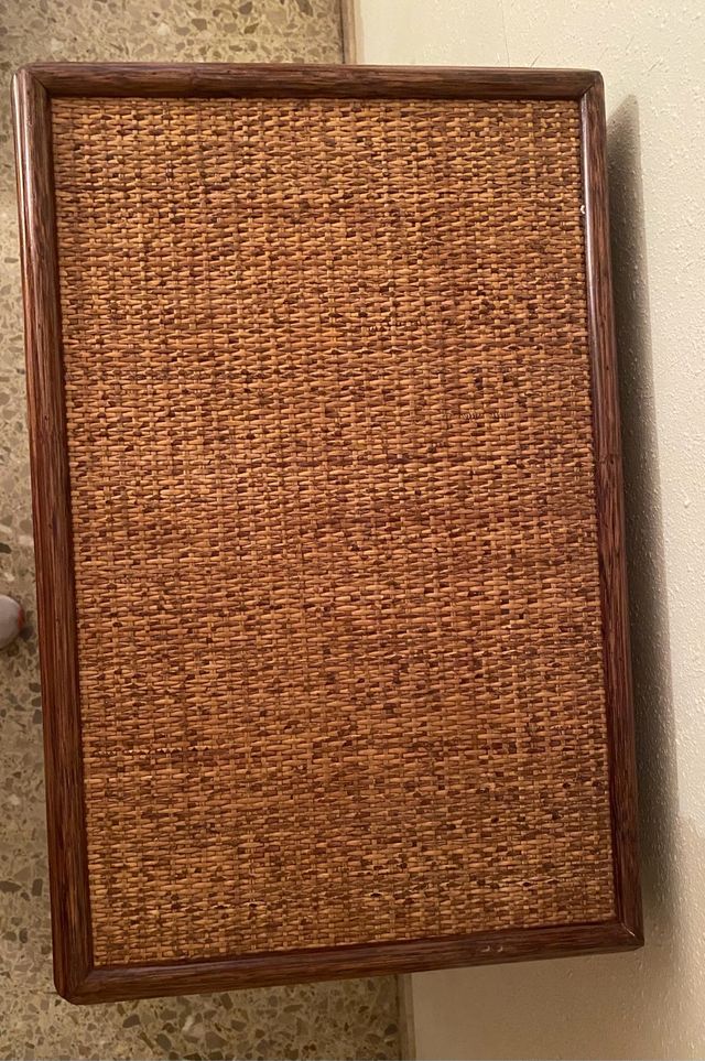 Cómoda de ratán. 5 cajones