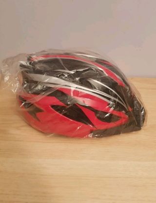 Casco bicicleta unisex,ultraligero. Rojo y negro.