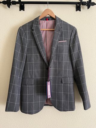 Americana de cuadros gris hombre