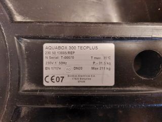 Bomba de agua y depósito 300L  marca ESPA