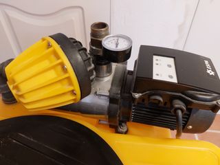 Bomba de agua y depósito 300L  marca ESPA