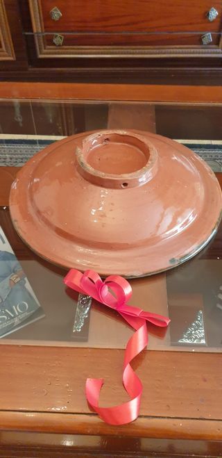 CENTRO  DE MESA  BRONCE LATON  ESMALTE.