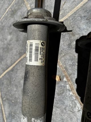 BMW E60 E61 Motorhaubenhalterung - OEM 51439143458 Ersatz