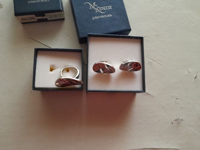 conjunto pendientes y sortija