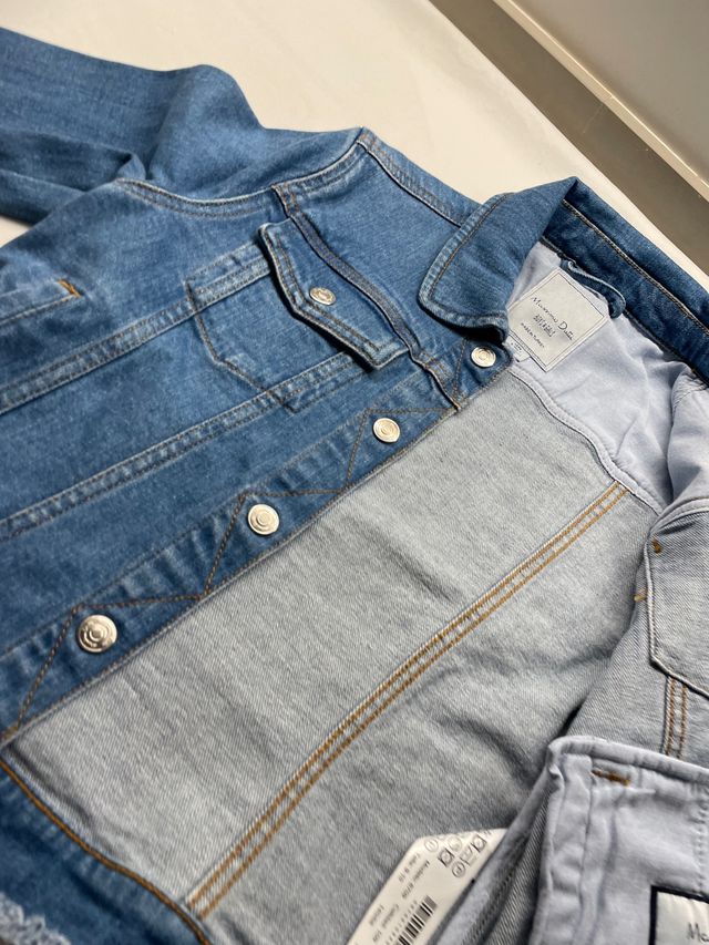 Cazadora tejana MASSIMO DUTTI talla 9-10 años