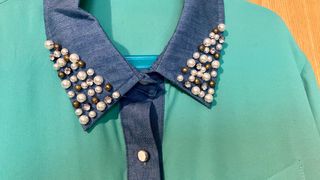 Camisa con perlas tela y vaquera
