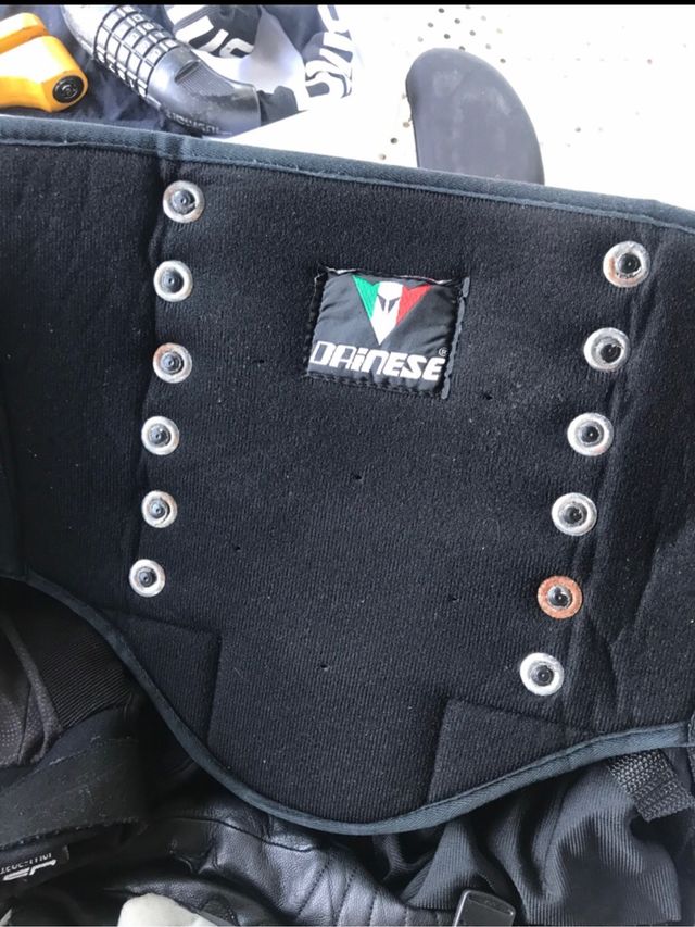 Moto  scooter Paraschiena.