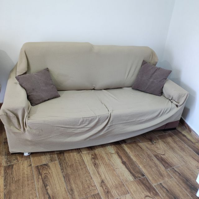 sofá cama de segunda mano por 130 EUR en Barbate en WALLAPOP