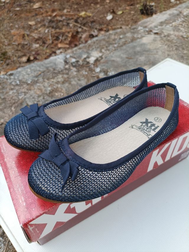 Bailarina niña de rejilla