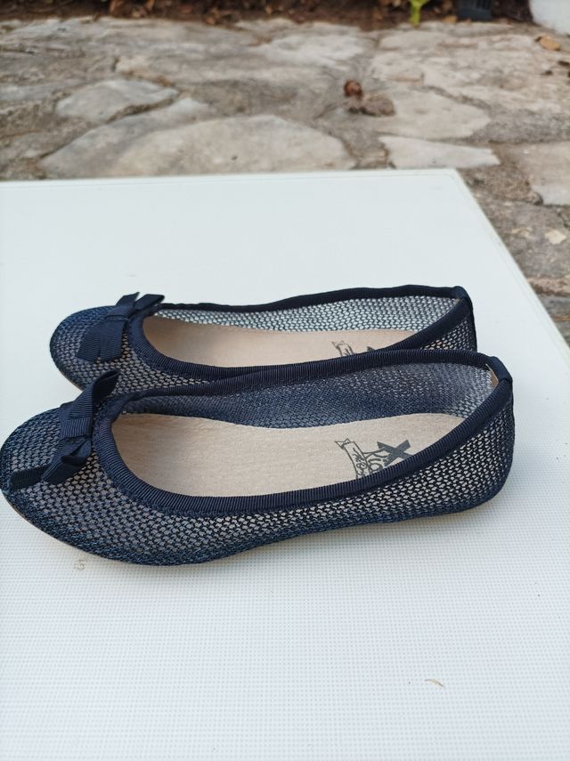 Bailarina niña de rejilla