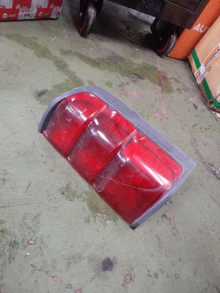 Piloto trasero derecho nissan patrol gr y61