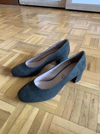 Zapatos *nuevos* ANTE y TACÓN