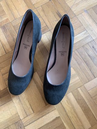 Zapatos *nuevos* ANTE y TACÓN