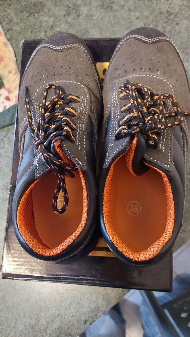 Scarpe antinfortunistiche