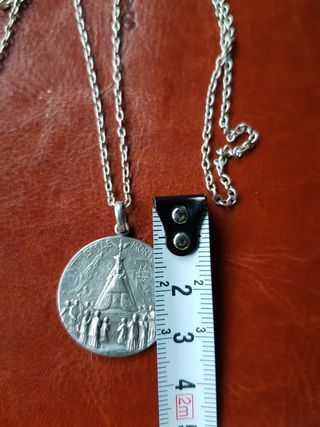 Muy antigua medalla de plata Ntra Señora Monserrat