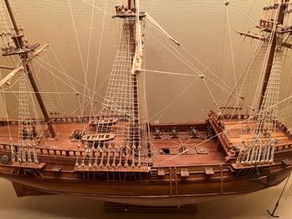 Barcos maquetas artesanales