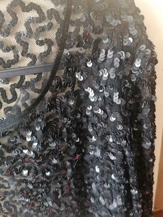 Chaqueta de fiesta lentejuelas sobre tul negro