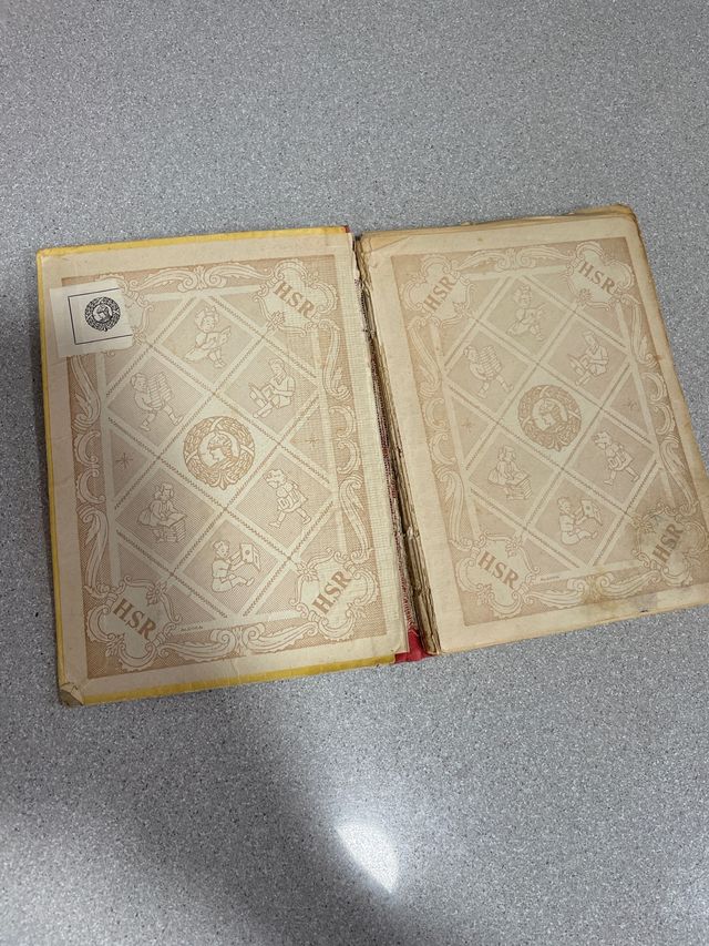 Libro de Escudo Imperial.