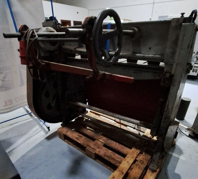 Cizalla Geka electrica