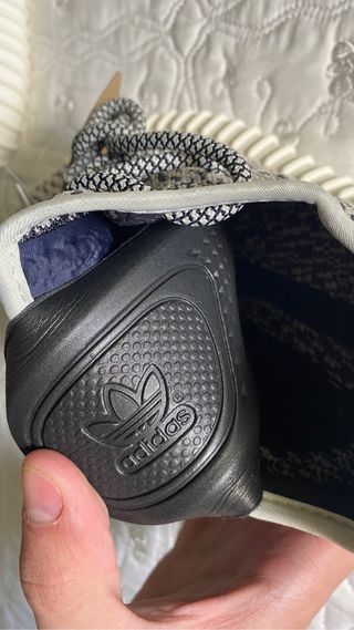 Yeezy 350 turtle dove 39 1/3