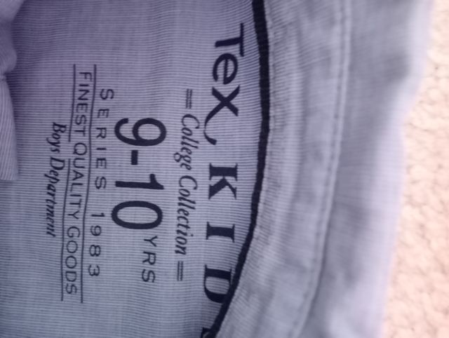 LOTE 4 CAMISAS TALLA 9/10