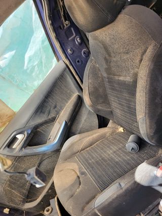 DESPIECE PEUGEOT 208 1.6 HDI AÑO 2014