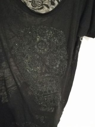 Camiseta calavera-flores T.S