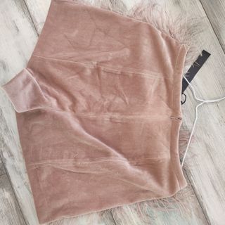 Pantalon-falda shorts plumas Bershka t.34