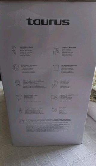 Robot de cocina Taurus NUEVO! SIN USO!