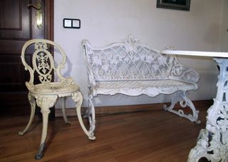 CONJUNTO JARDÍN: MESA + BANCO + SILLA