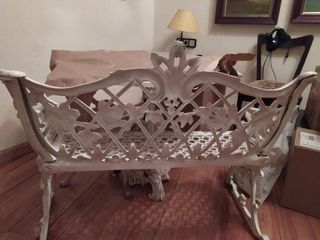 CONJUNTO JARDÍN: MESA + BANCO + SILLA