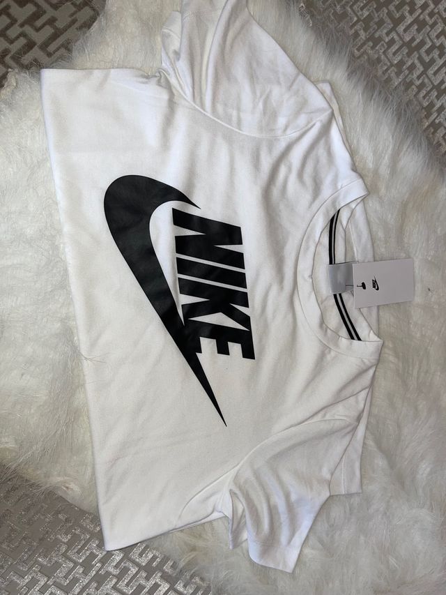 Camiseta Nike Blanca icono