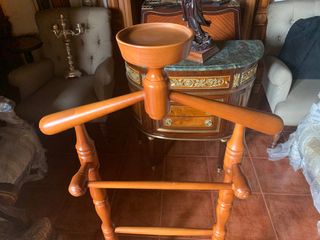 Galán de noche de madera