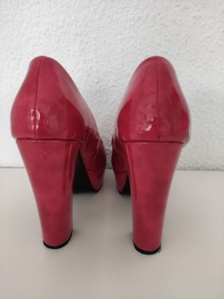 Zapatos plataforma charol fucsia
